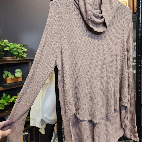FREE PEOPLE WE THE FREE Kristina Drippy Thermal Cowl Neck Long Sleeve S - Picture 2 of 5